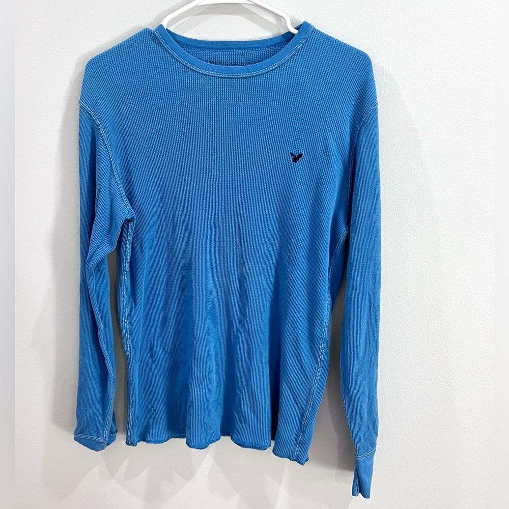 American Eagle men’s blue long sleeve waffle knit shirt size medium